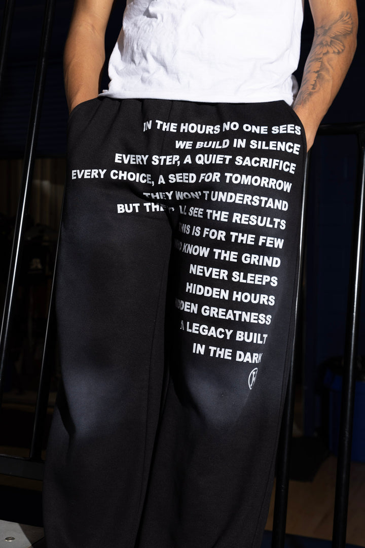 ‘ETHOS’ BAGGY SWEATPANTS
