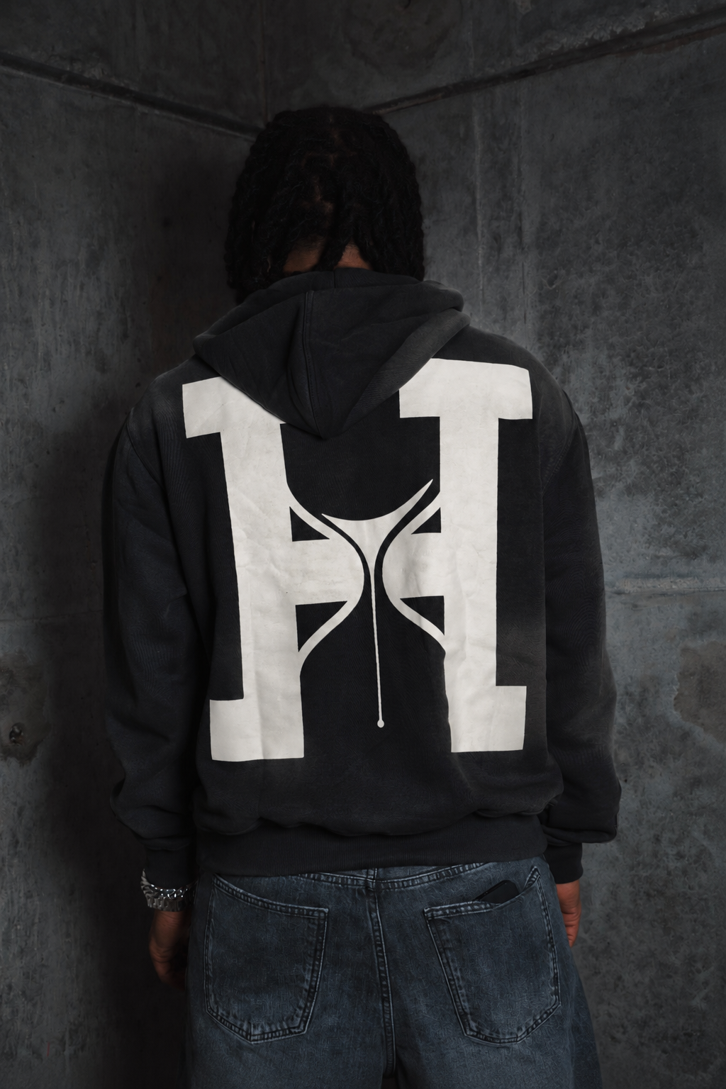 HH DISTRESSED HOODIE